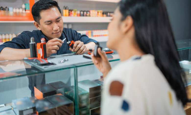 A Lady Buying Delta 8 Carts from ATLRx Store View 1